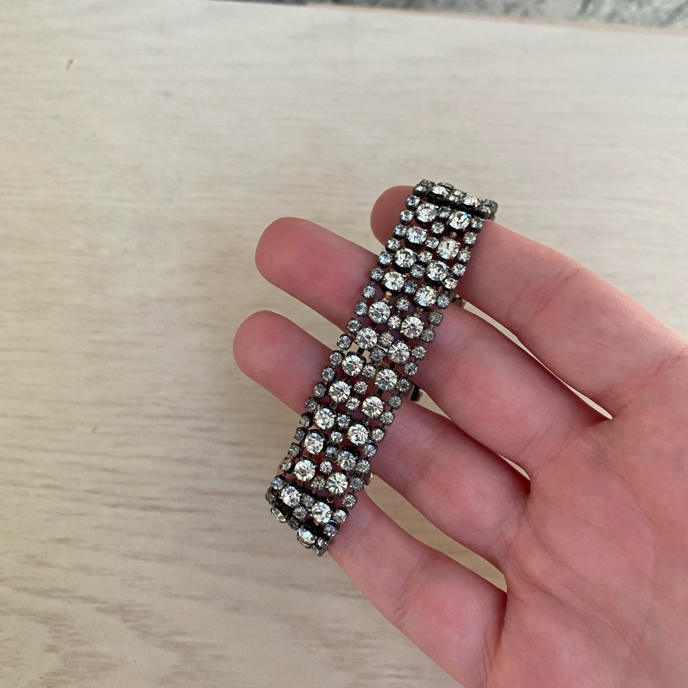Antique silver rhinestone clasp bracelet